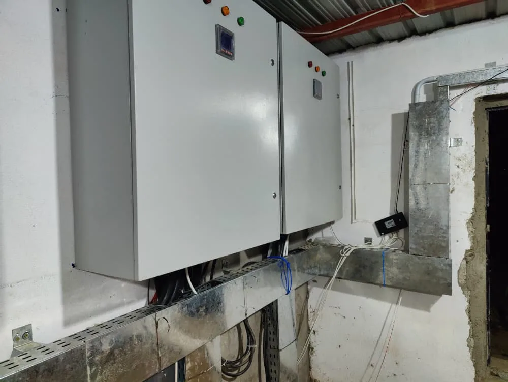 صورة إضافية 16 من مشروع منظومة طاقة شمسية 320kW لمصنع عين شلان | Pylontech HV