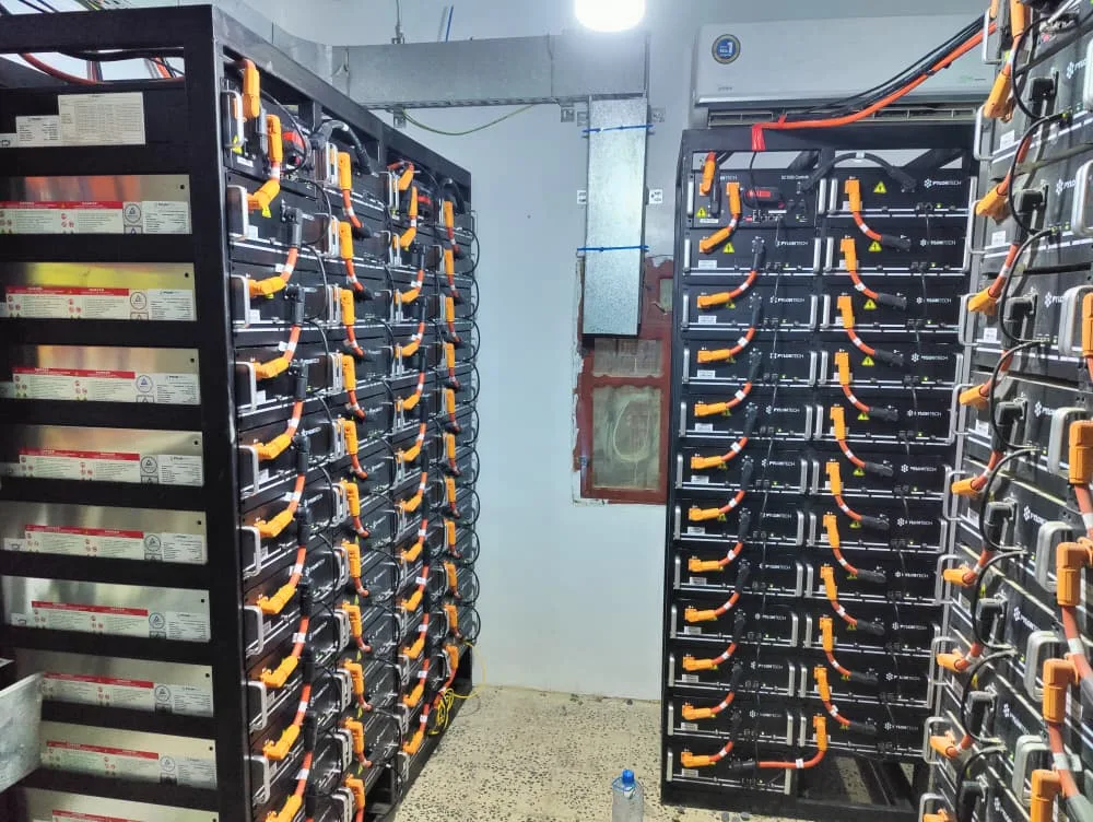 صورة إضافية 10 من مشروع منظومة طاقة شمسية 240kW لمصنع فروتو فريش للعصائر | تخزين 624kWh