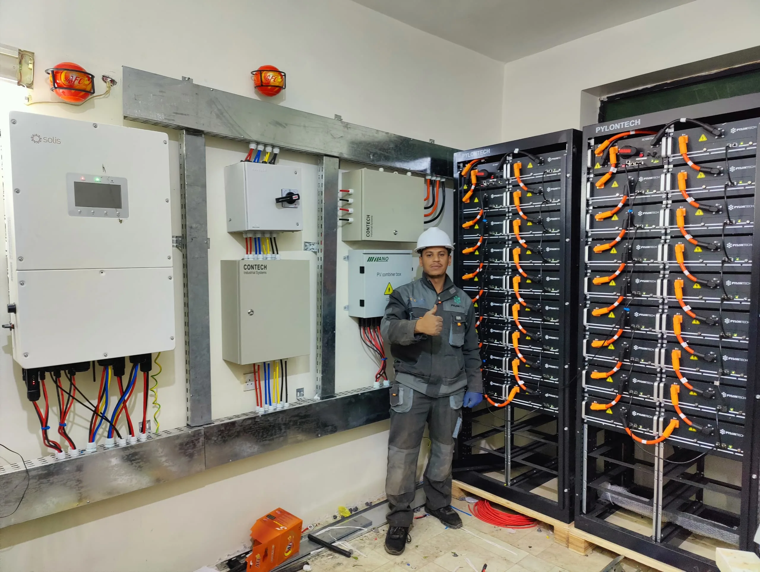 منظومة طاقة شمسية 50kW لفندق قصر الأزوردي | Pylontech HV
