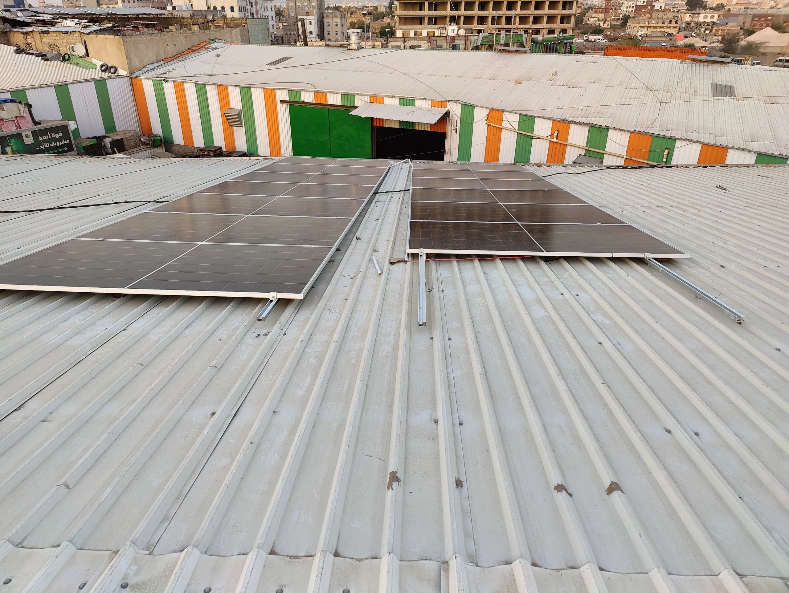 صورة إضافية 5 من مشروع منظومة طاقة شمسية 20kW لمخازن طريق الجبل | تخزين 60kWh